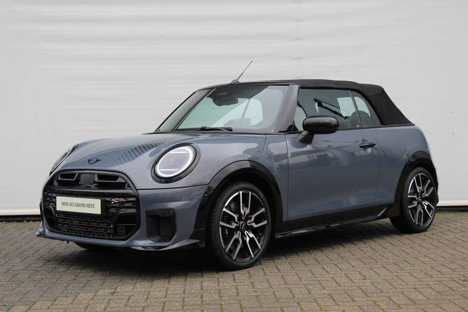 MINI Cooper C Cabrio - Imagem 3
