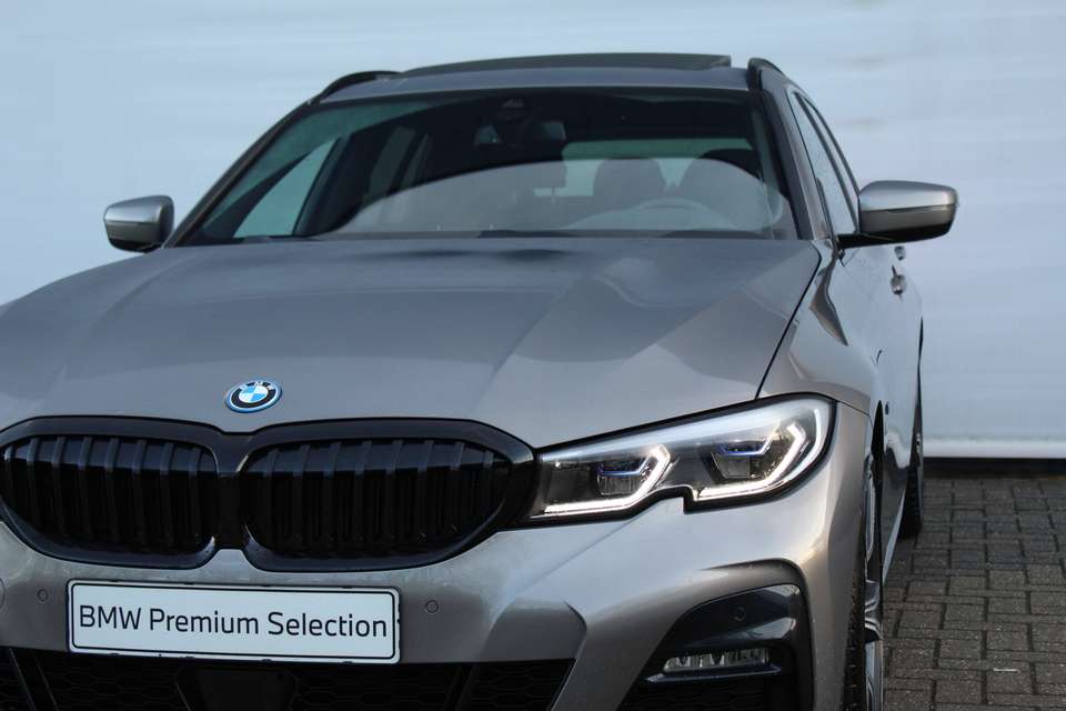 BMW 330 - Imagem 15