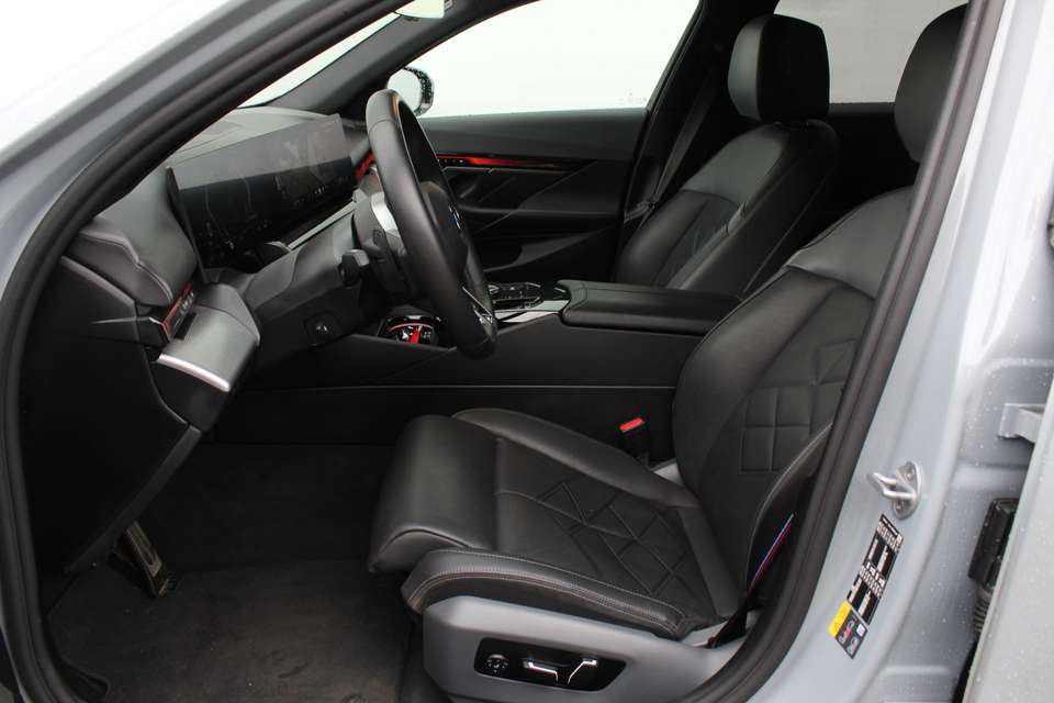 BMW 550 - Imagem 12