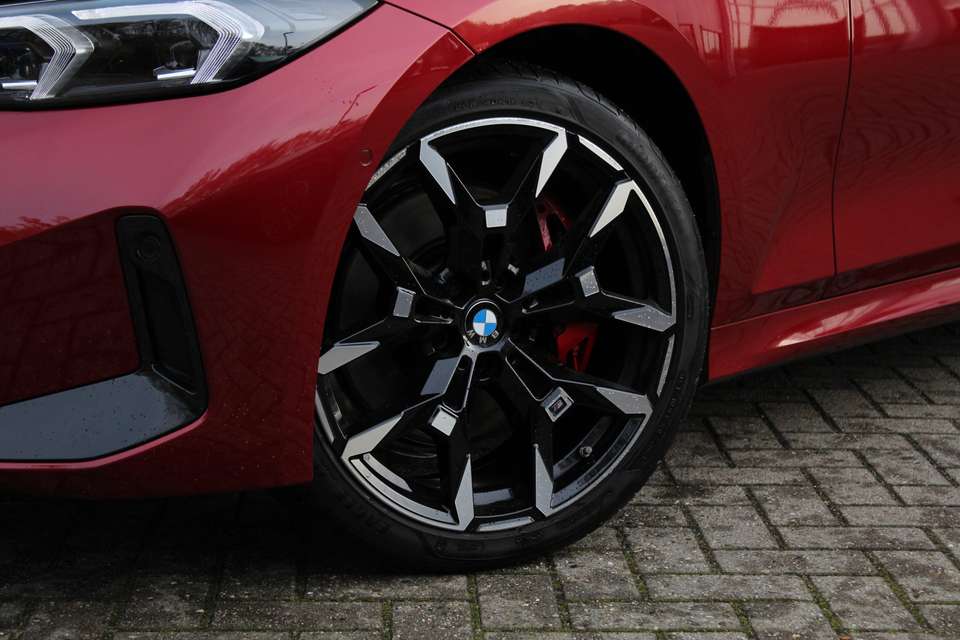 BMW 330 - Imagem 13