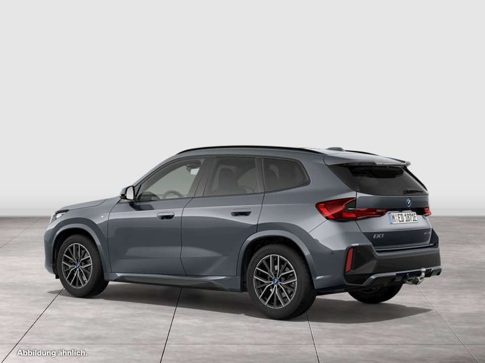 BMW iX1 - Imagem 6