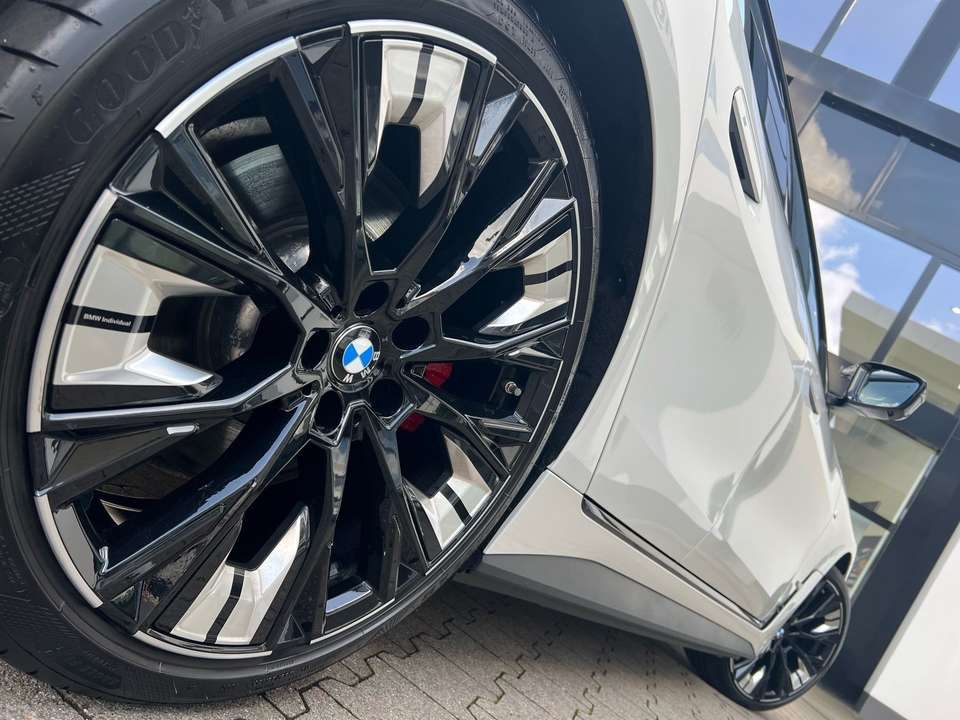 BMW i4 - Imagem 4