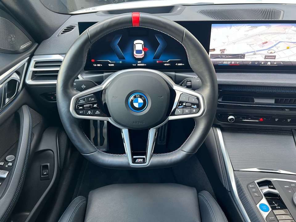 BMW i4 - Imagem 9