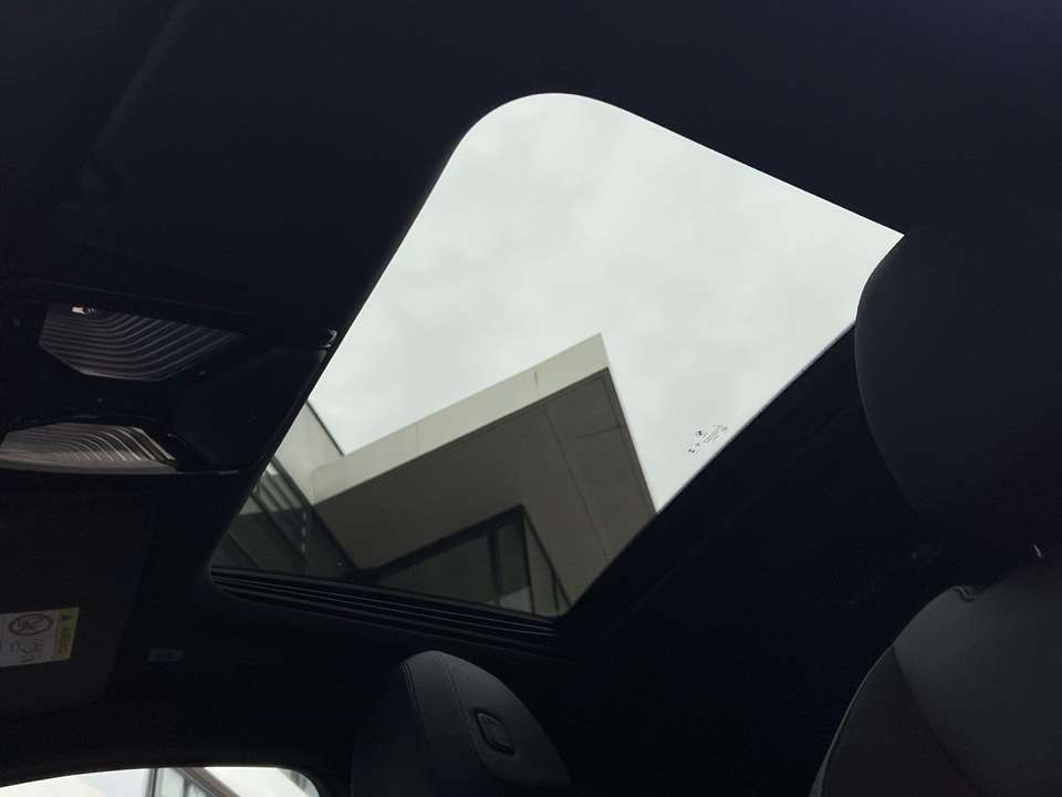 BMW i4 - Imagem 10