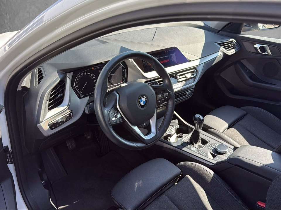 BMW 118 - Imagem 6