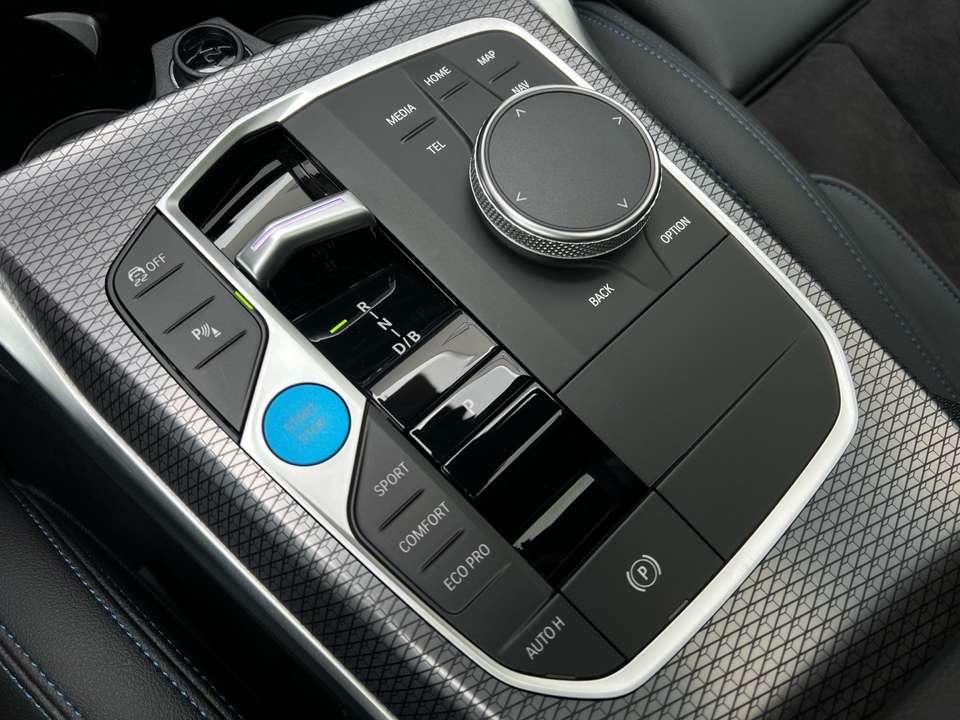 BMW i4 - Imagem 14
