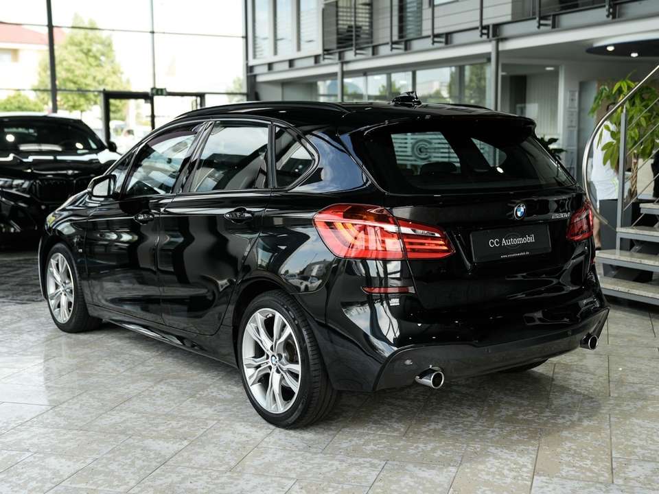 BMW 220 - Imagem 10