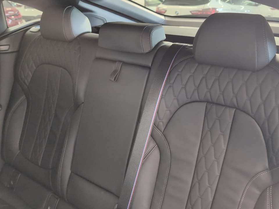 BMW X6 - Imagem 4