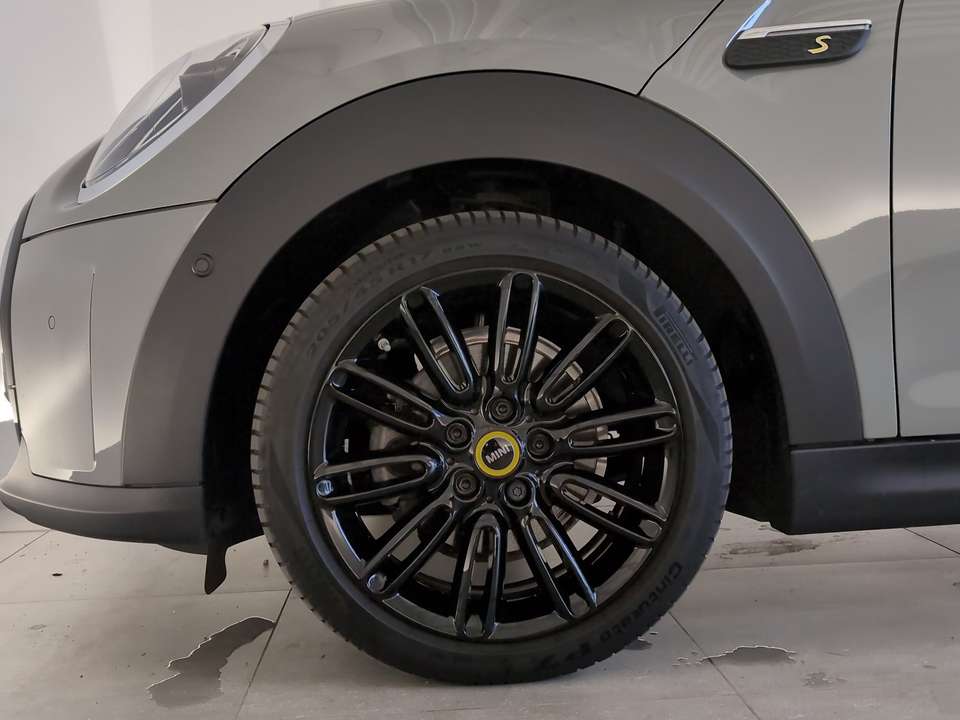MINI Cooper SE - Imagem 10