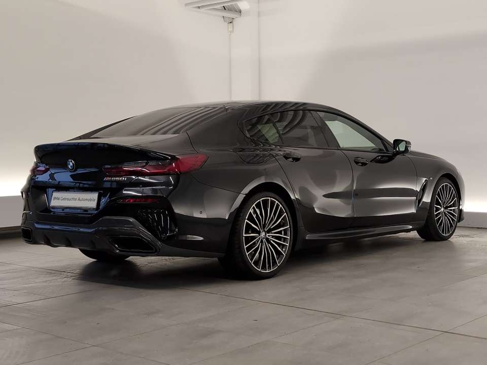 BMW M850 - Imagem 8