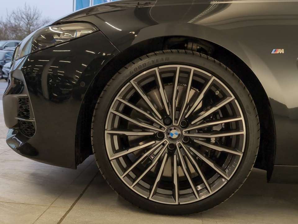 BMW M850 - Imagem 10