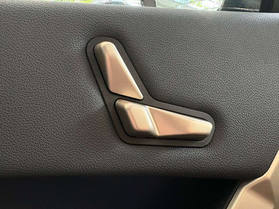 BMW iX - Imagem 10