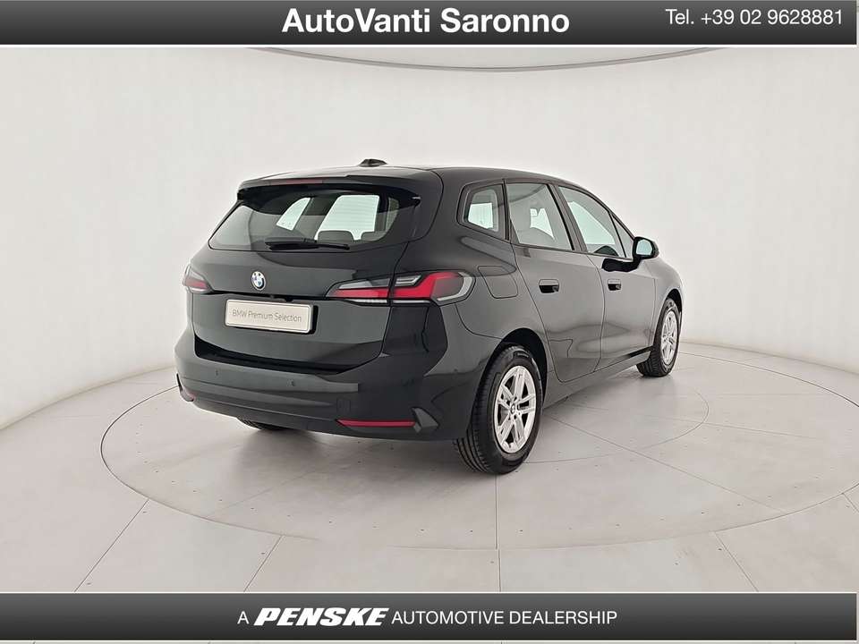 BMW 218 - Imagem 6