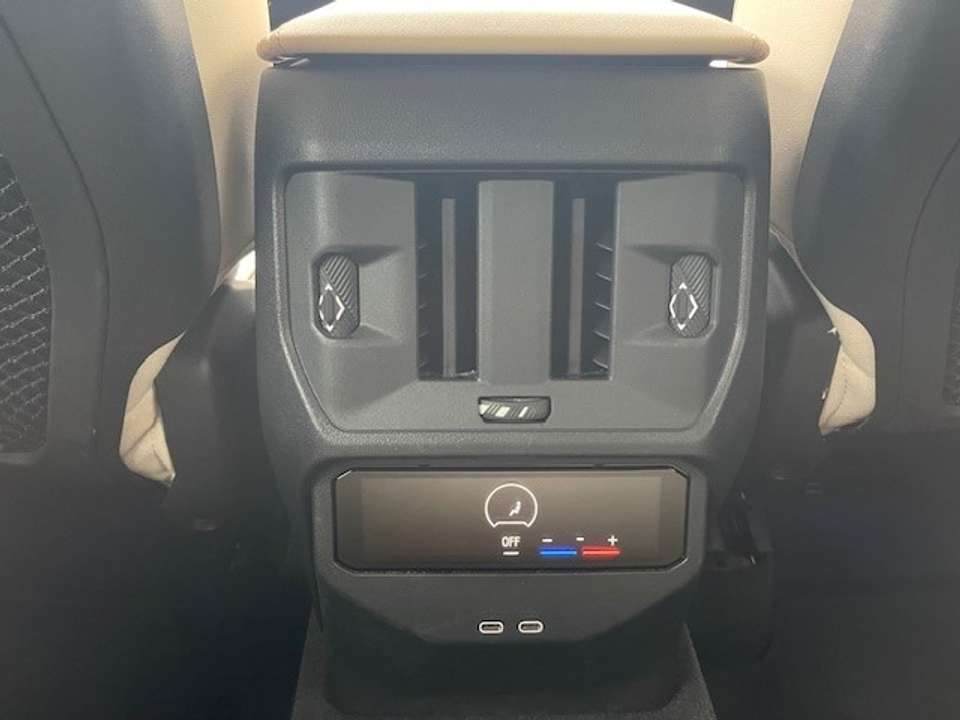 BMW X3 - Imagem 11