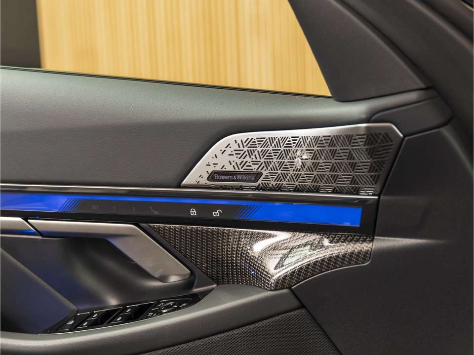BMW M5 - Imagem 17