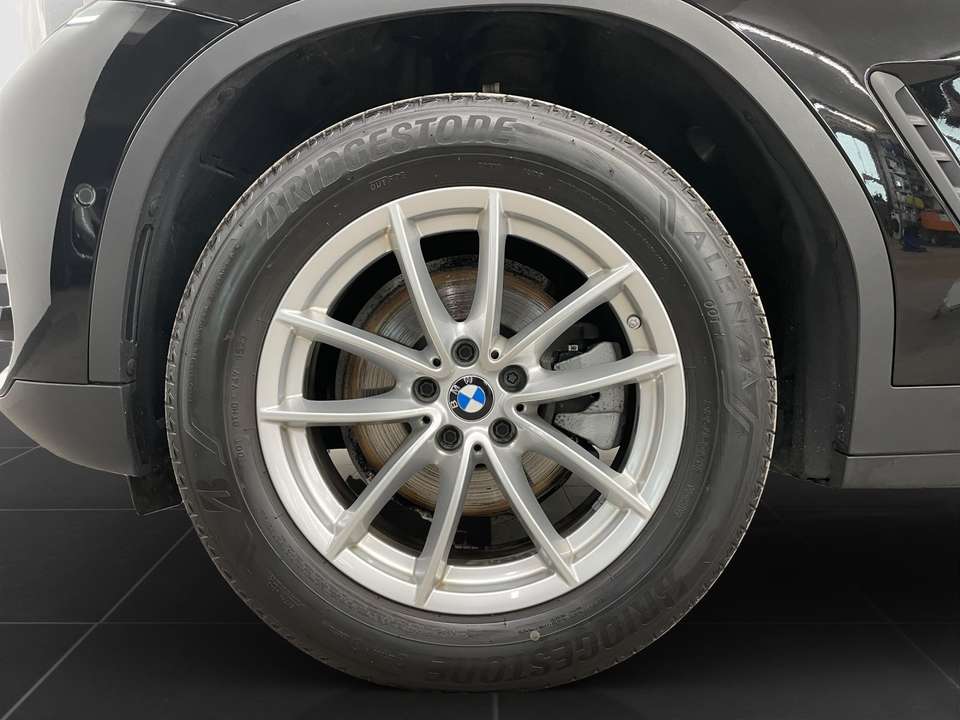 BMW X3 - Imagem 8
