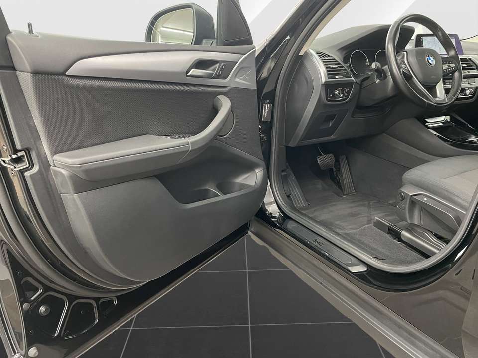 BMW X3 - Imagem 10