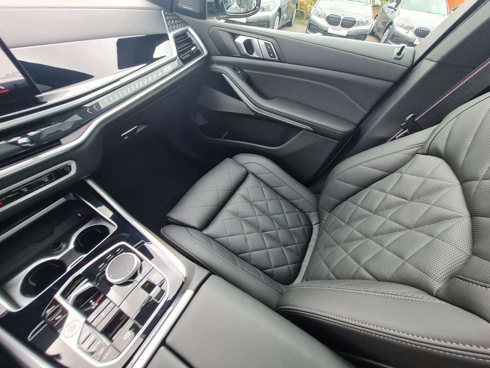 BMW X5 - Imagem 13