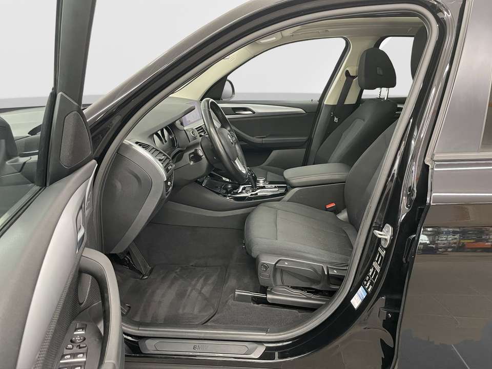 BMW X3 - Imagem 11