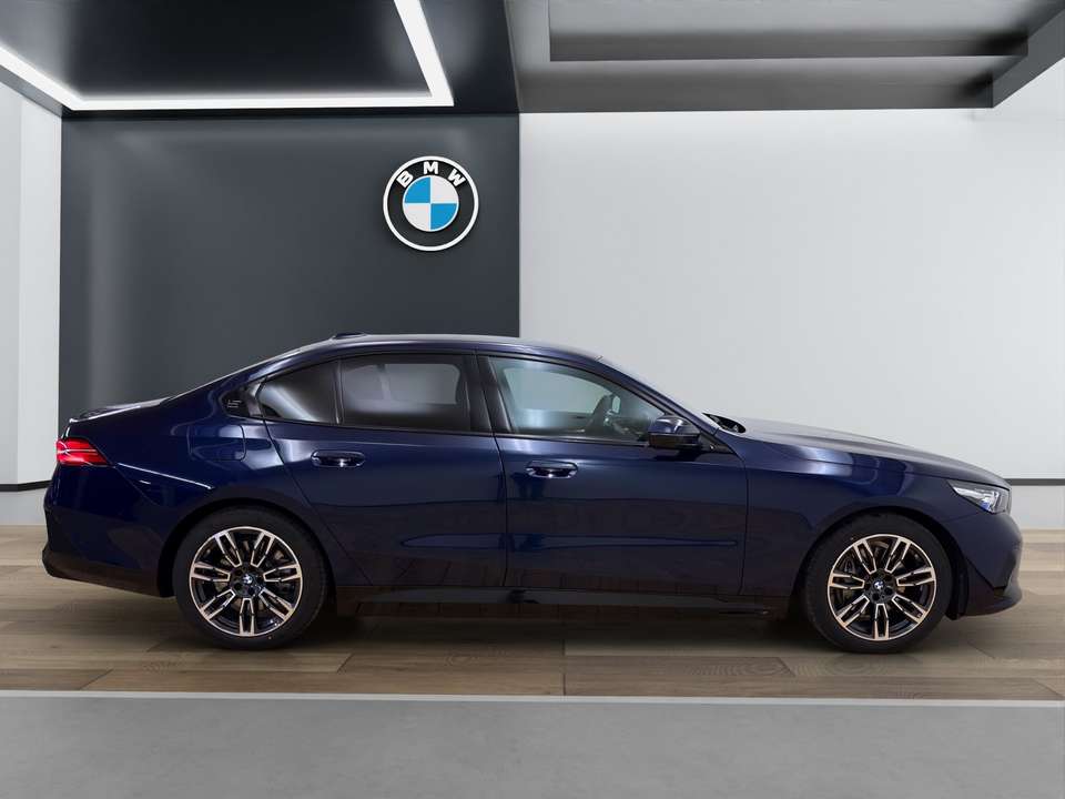 BMW i5 - Imagem 8