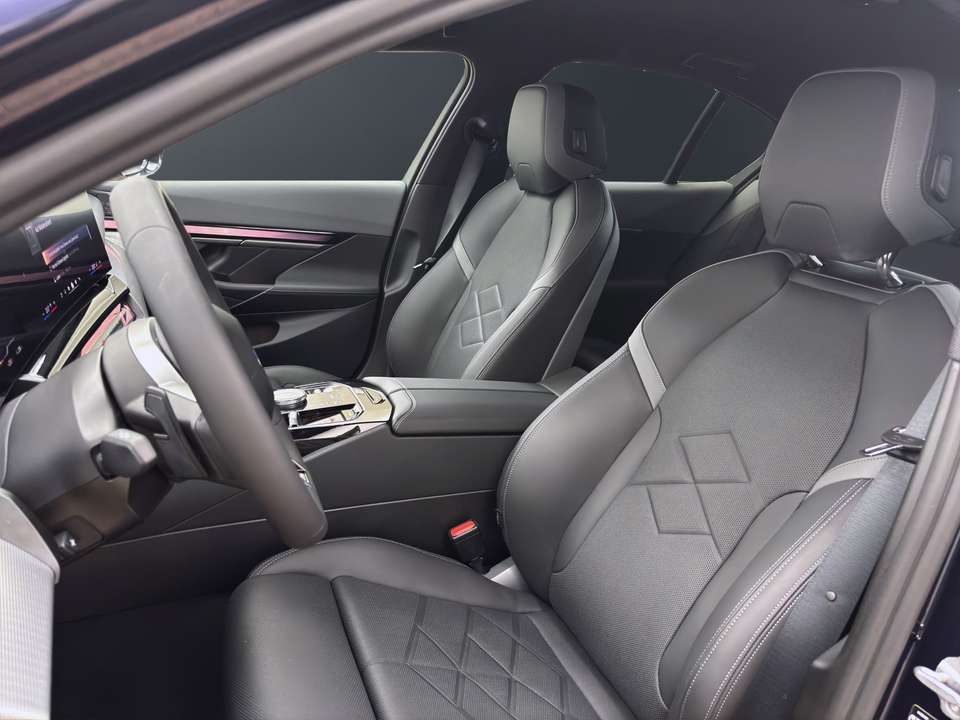 BMW i5 - Imagem 13