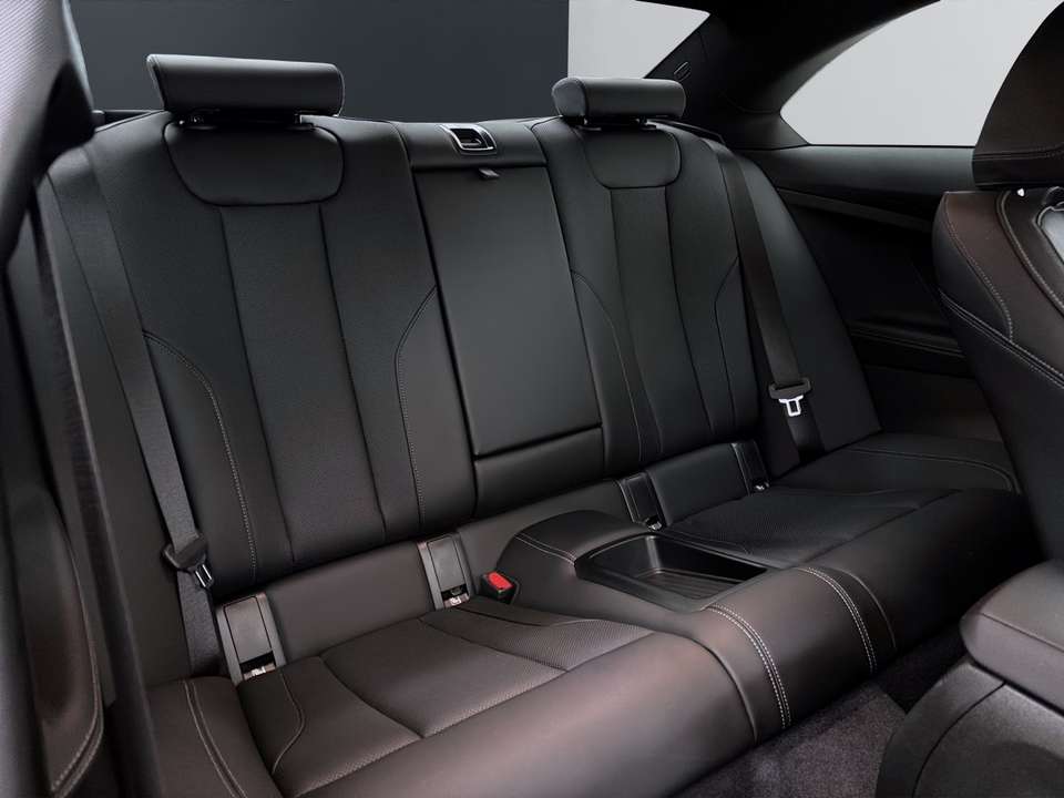 BMW 220 - Imagem 9