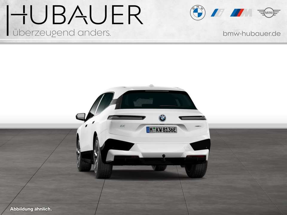 BMW iX - Imagem 7