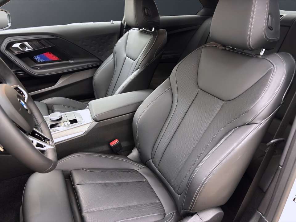 BMW 220 - Imagem 13