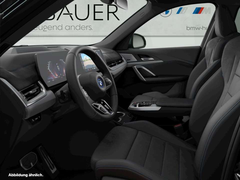 BMW iX1 - Imagem 3