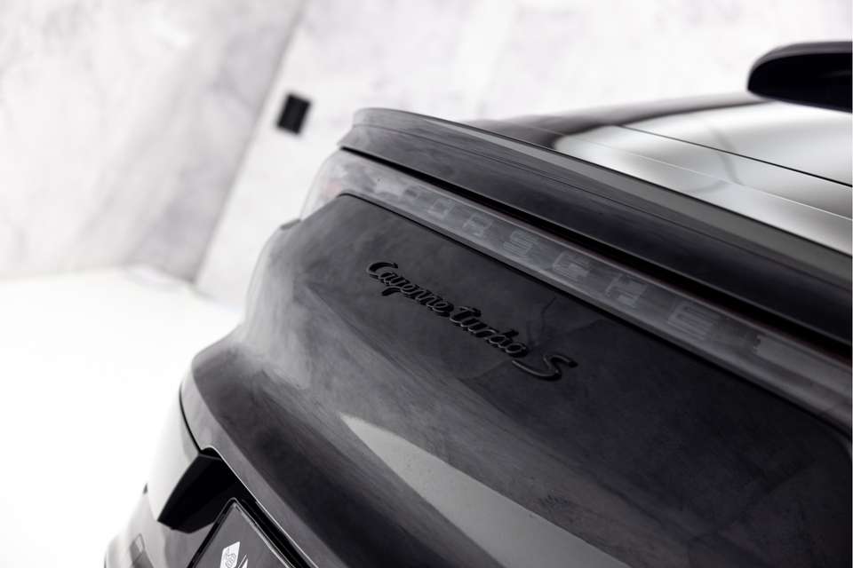 Porsche Cayenne - Imagem 11