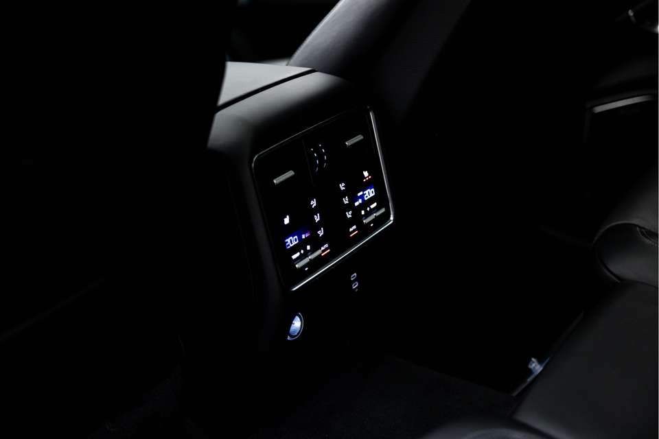 Porsche Cayenne - Imagem 14