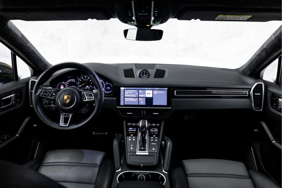 Porsche Cayenne - Imagem 16