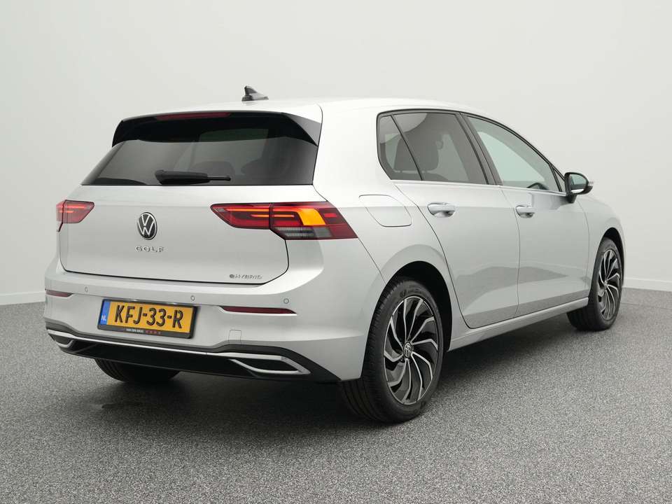 Volkswagen Golf - Imagem 2