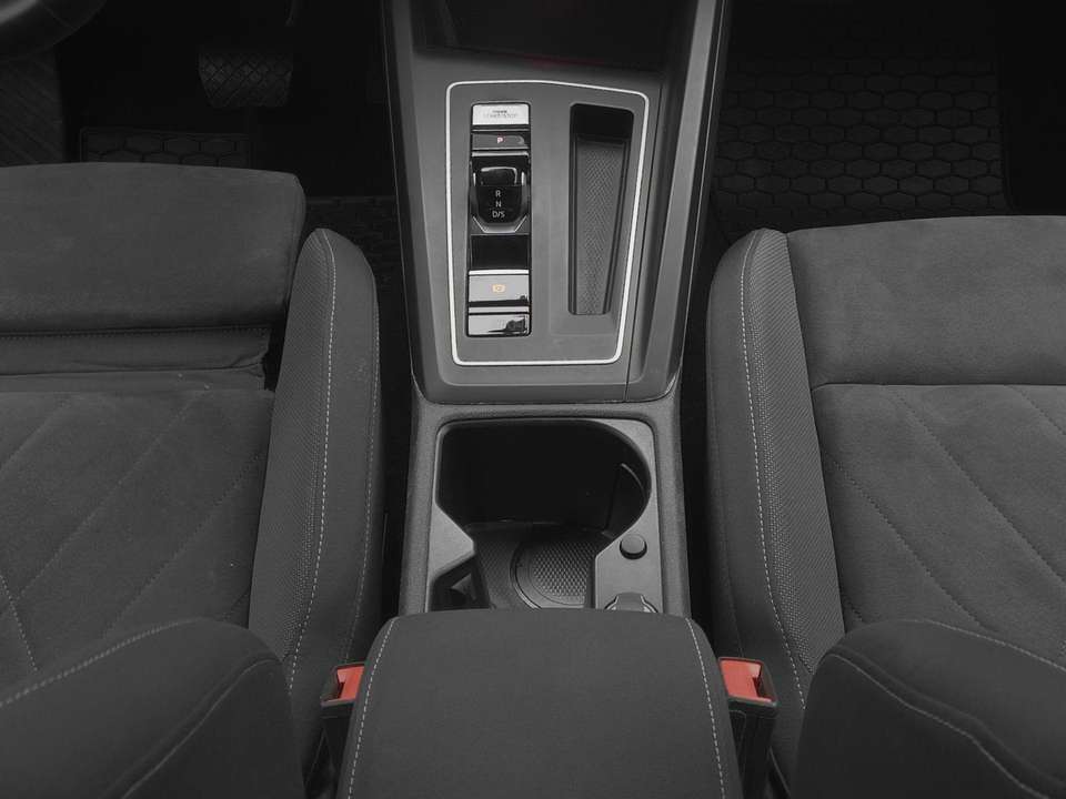 Volkswagen Golf - Imagem 10
