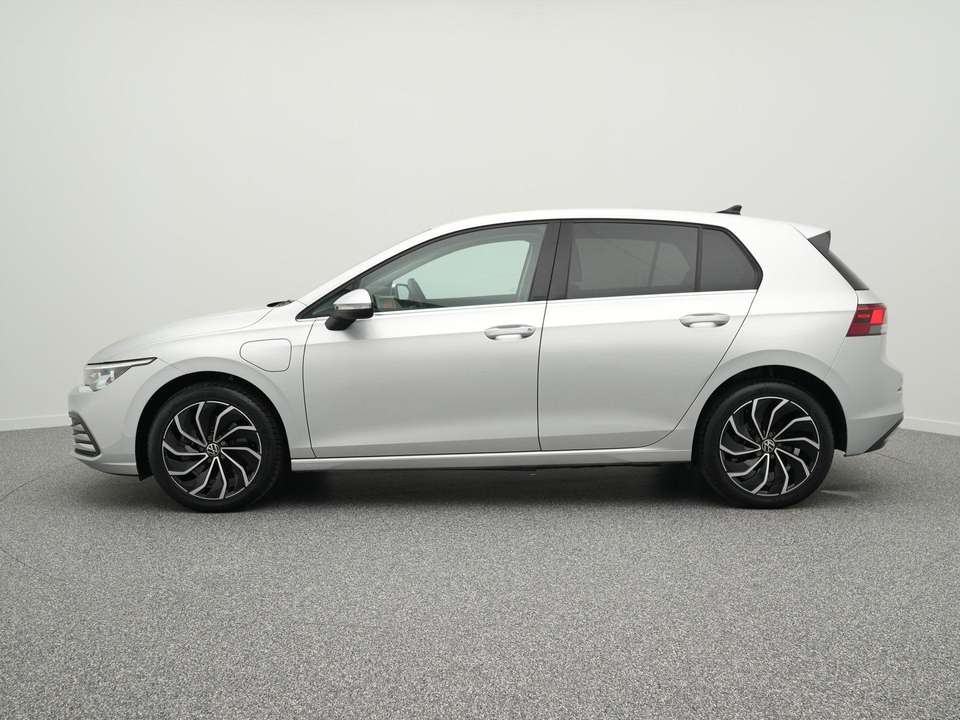 Volkswagen Golf - Imagem 12