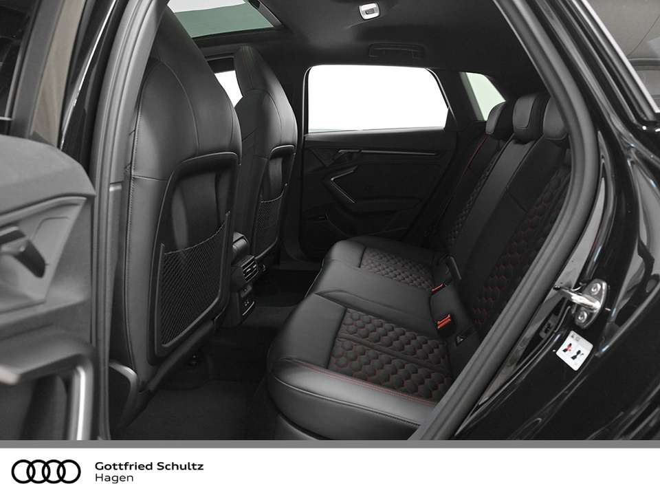 Audi RS3 - Imagem 13