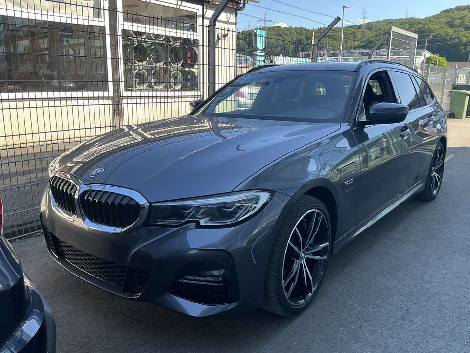 BMW 320 - Imagem 1