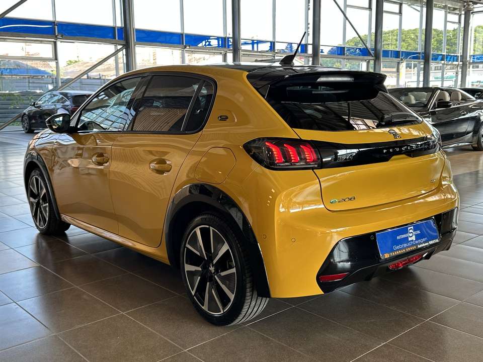Peugeot e-208 - Imagem 4