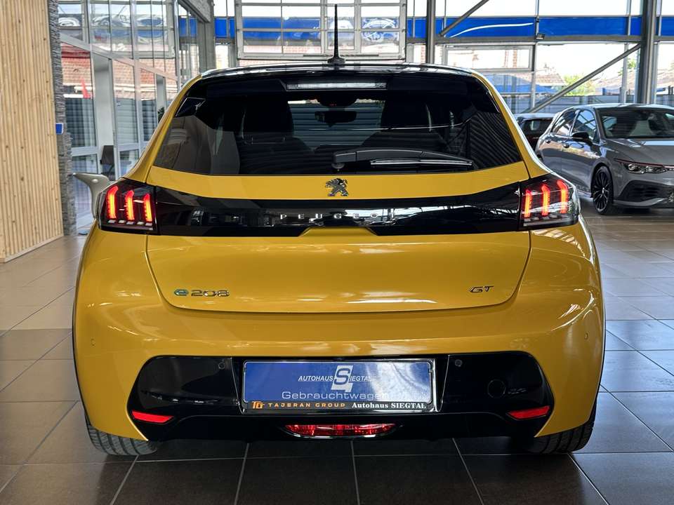 Peugeot e-208 - Imagem 5
