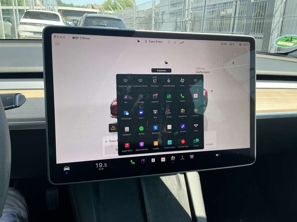 Tesla Model 3 - Imagem 7
