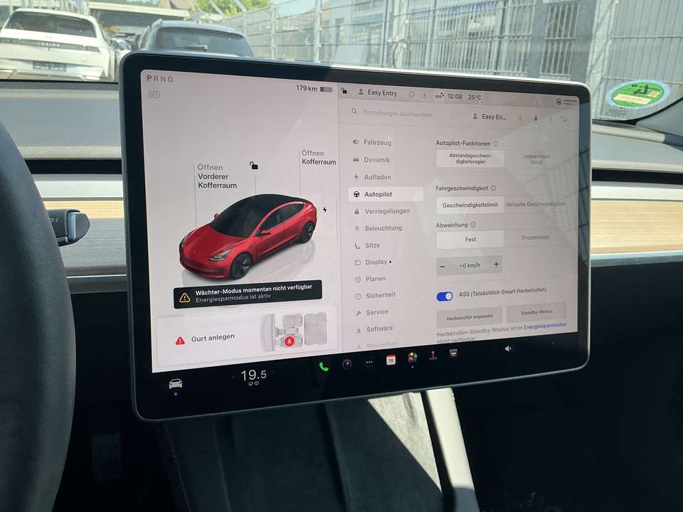 Tesla Model 3 - Imagem 9