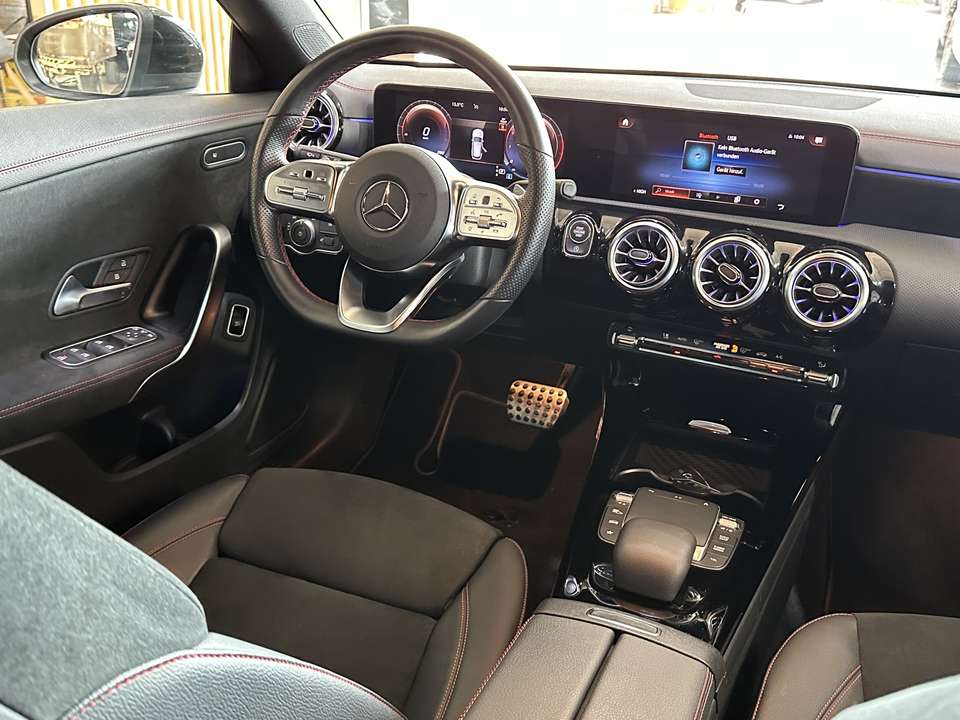 Mercedes-Benz CLA 200 - Imagem 15
