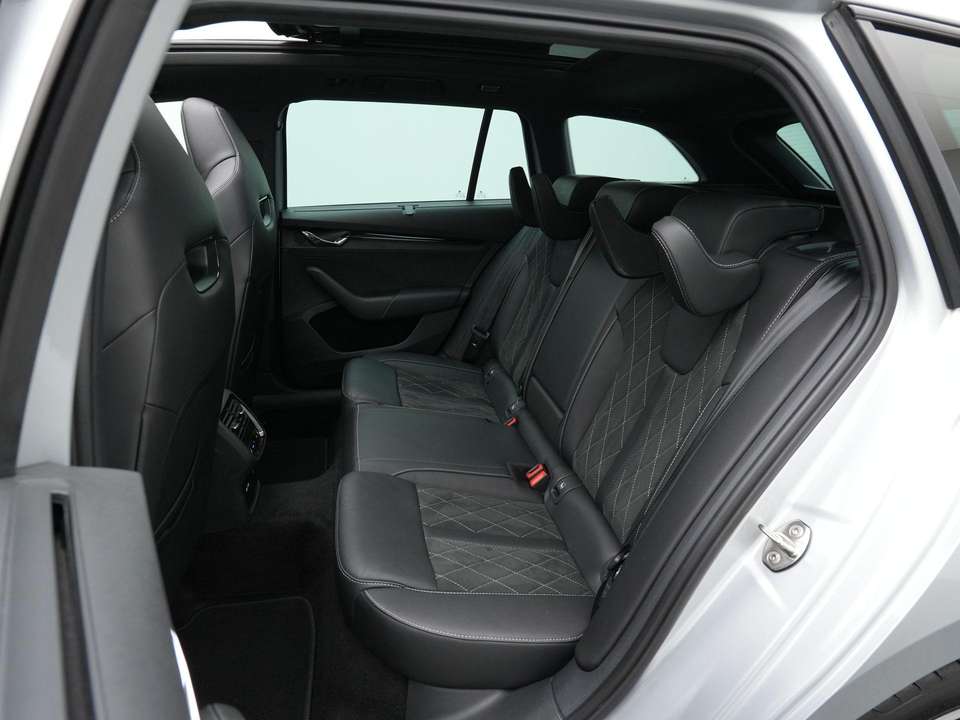 Skoda Octavia - Imagem 9