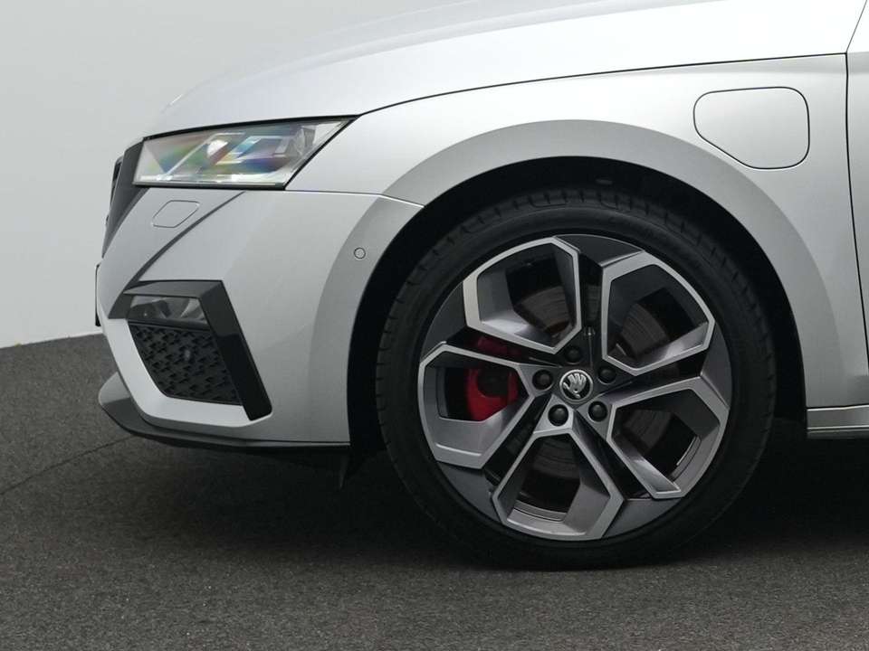 Skoda Octavia - Imagem 12