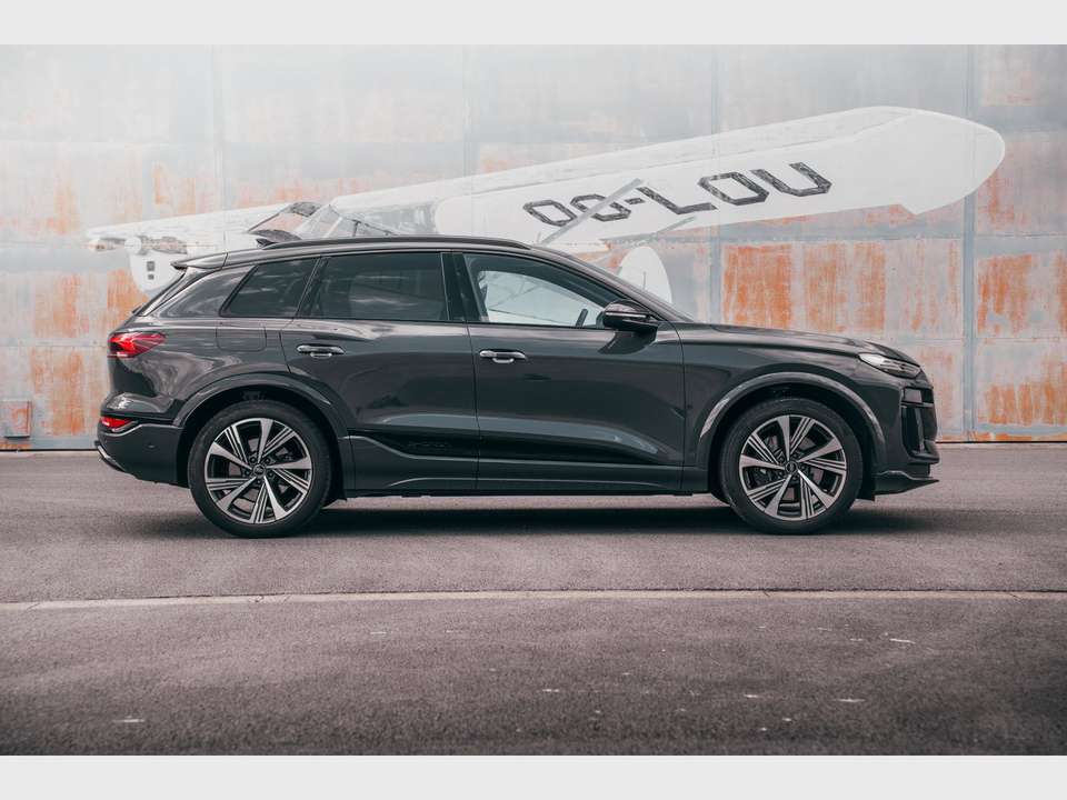 Audi SQ6 e-tron - Imagem 13