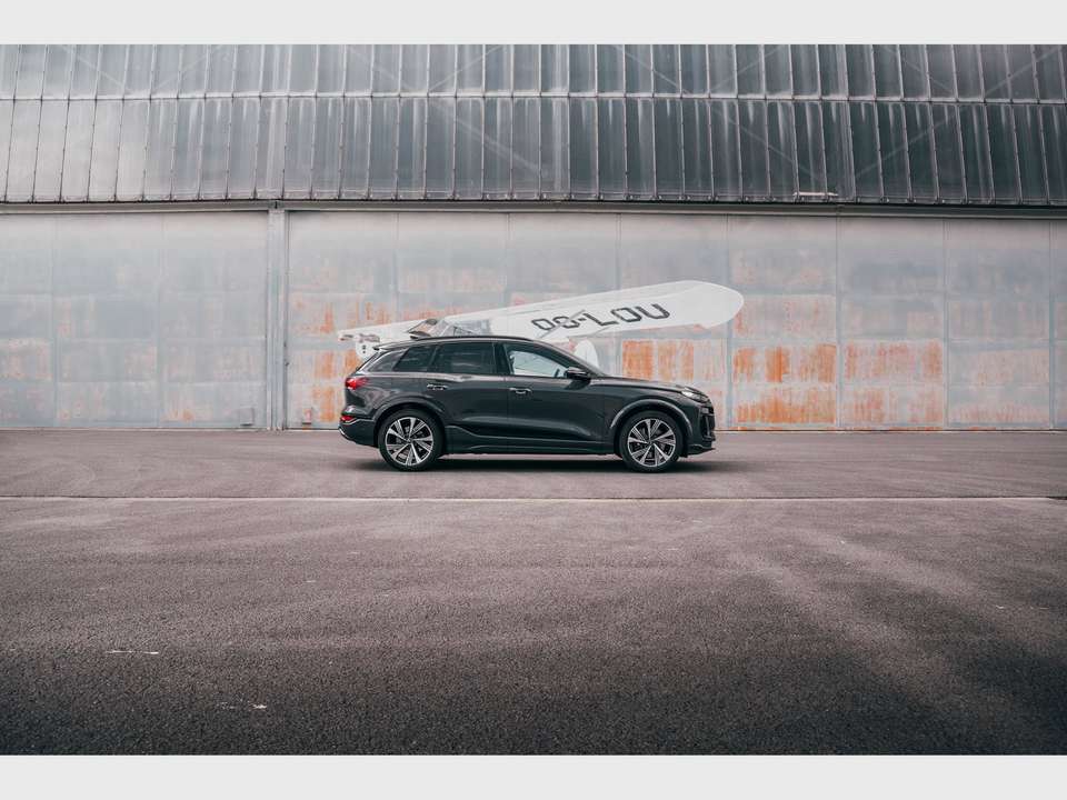 Audi SQ6 e-tron - Imagem 14