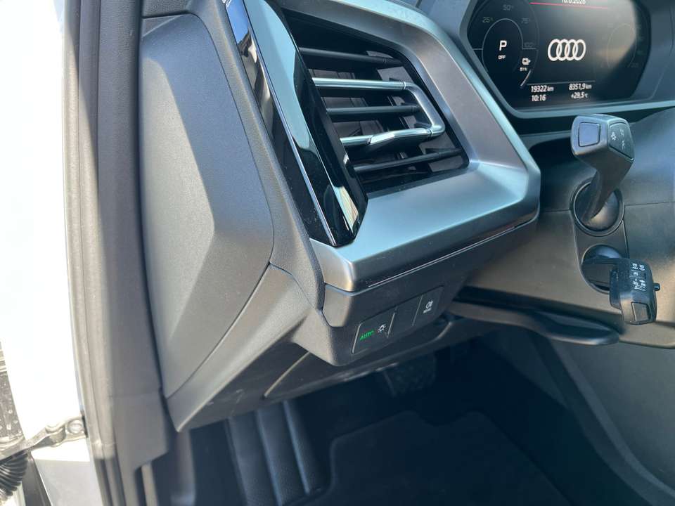 Audi Q4 e-tron - Imagem 13