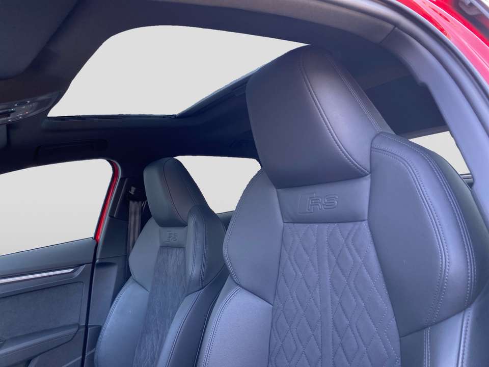 Audi RS3 - Imagem 13