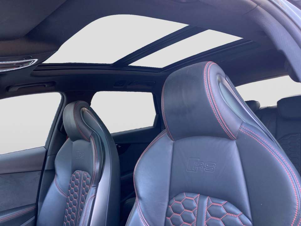 Audi RS4 - Imagem 13