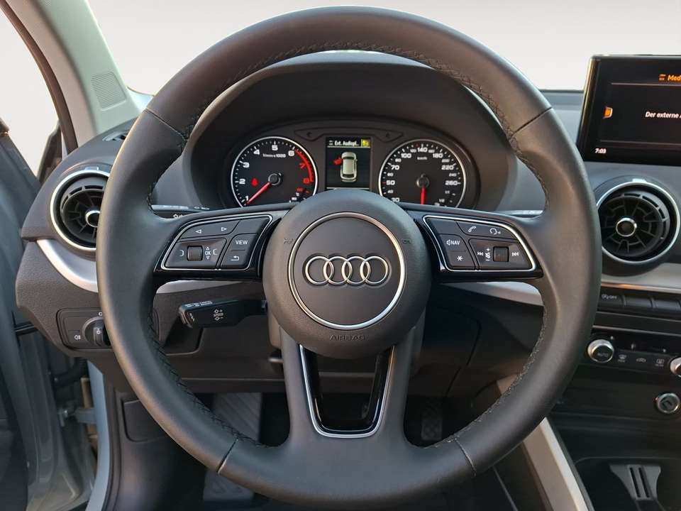 Audi Q2 - Imagem 12